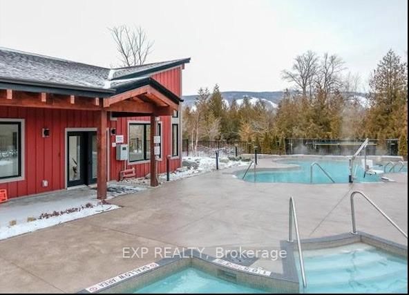 307 - 20 Beckwith Lane, Blue Mountains, L9Y 0R4 | Image 3