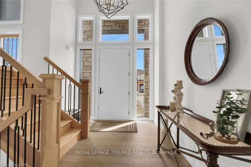 187 FOXBOROUGH Pl, Thames Centre, N0M 2P0 | Image 2