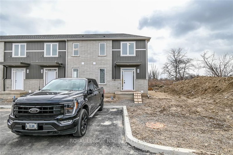 17 - 121A Moffatt St, St. Catharines, L2P 0E8 | Image 2