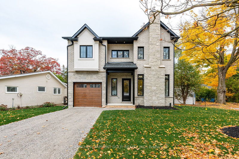 home for sale on 6A Circle Street