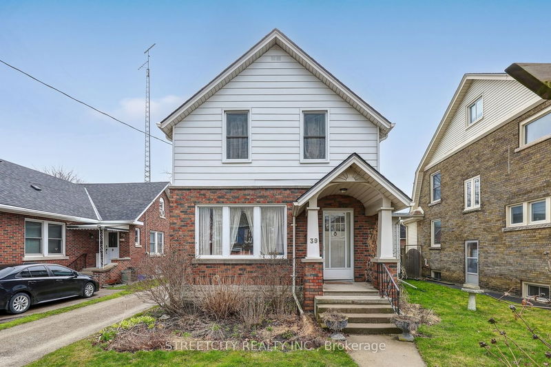 home for sale on 39 Elgin Street