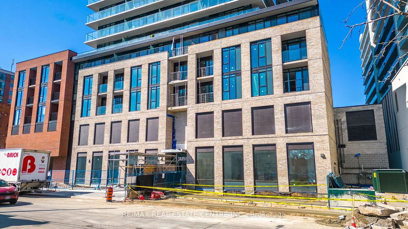 home for lease on 512-1 Jarvis Street