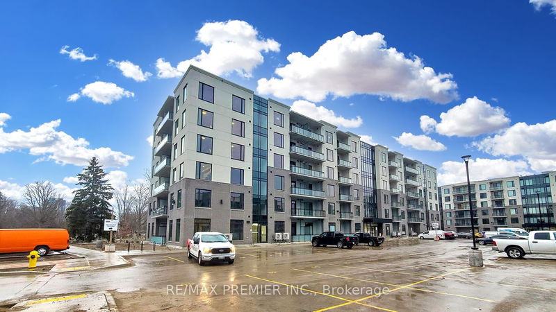 home for lease on 301-107 Roger Street