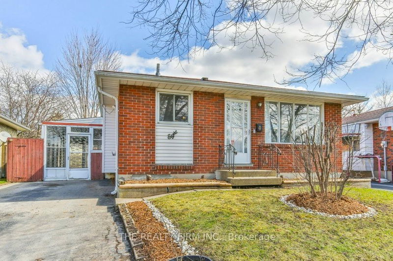 home for sale on 8 Barrett Crescent