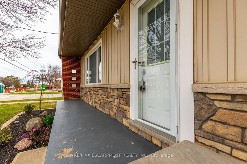 4539 Ontario St, Lincoln, L3J 0B7 | Image 3