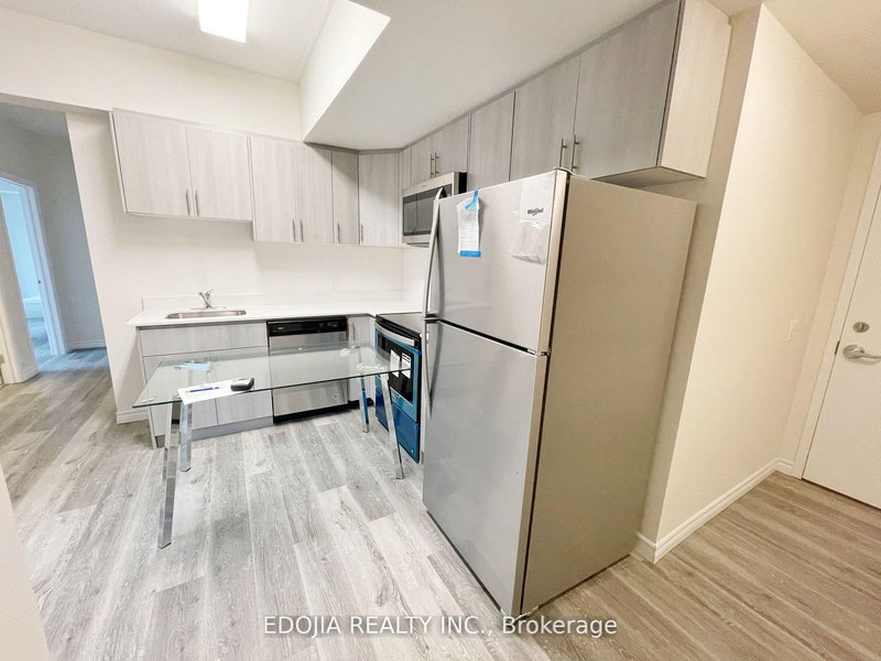 608 - 246 Lester St, Waterloo, N2L 3W5 | Image 2