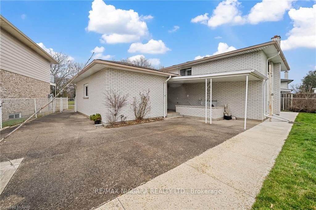 Listing Image 32