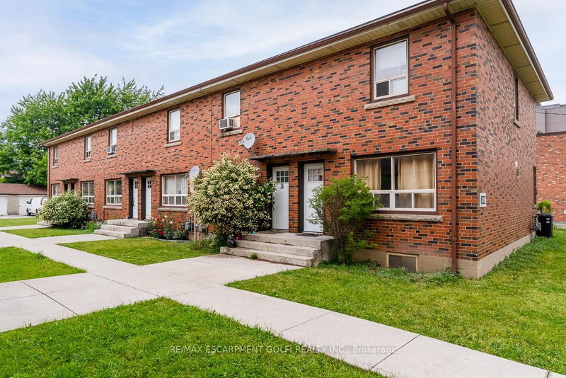 A-F - 424 East 42nd St, Hamilton, L8T 3A9 | Image 2