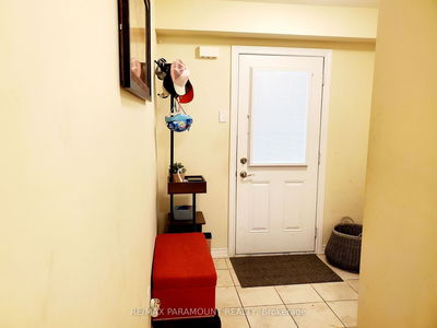 Unit 20 — 570 Linden Dr, Cambridge -  image-0-2