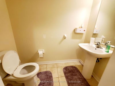 Unit 20 — 570 Linden Dr, Cambridge -  image-0-4