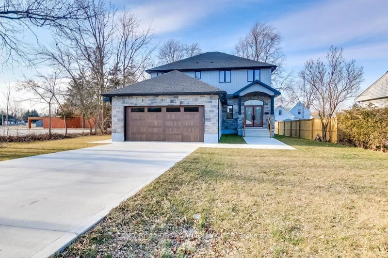 home for sale on 121 William Street