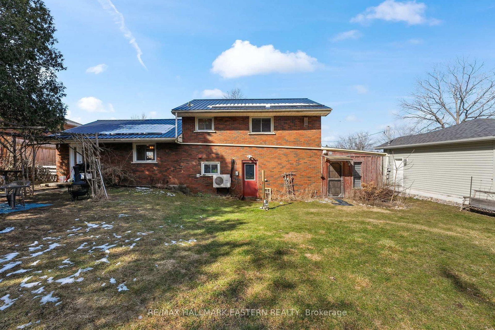 Listing Image 7