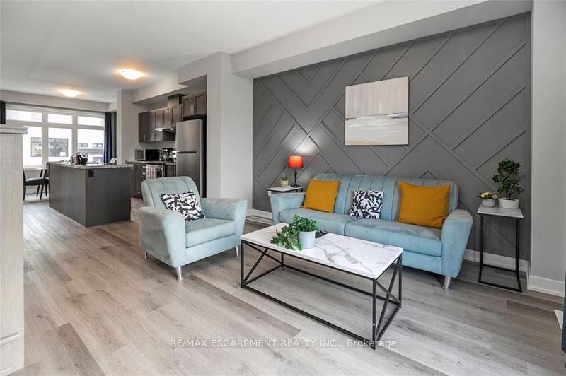 Unit 24 — 527 Shaver Rd, Hamilton - Ancaster image-0-0