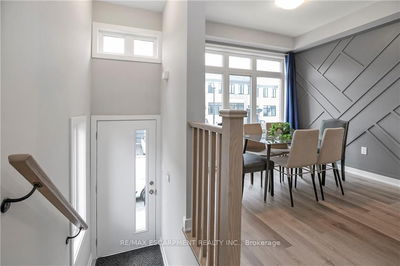 Unit 24 — 527 Shaver Rd, Hamilton - Ancaster image-0-1