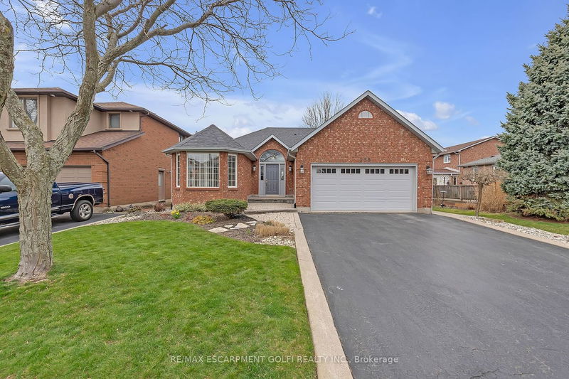home for sale on 238 Alderlea Avenue