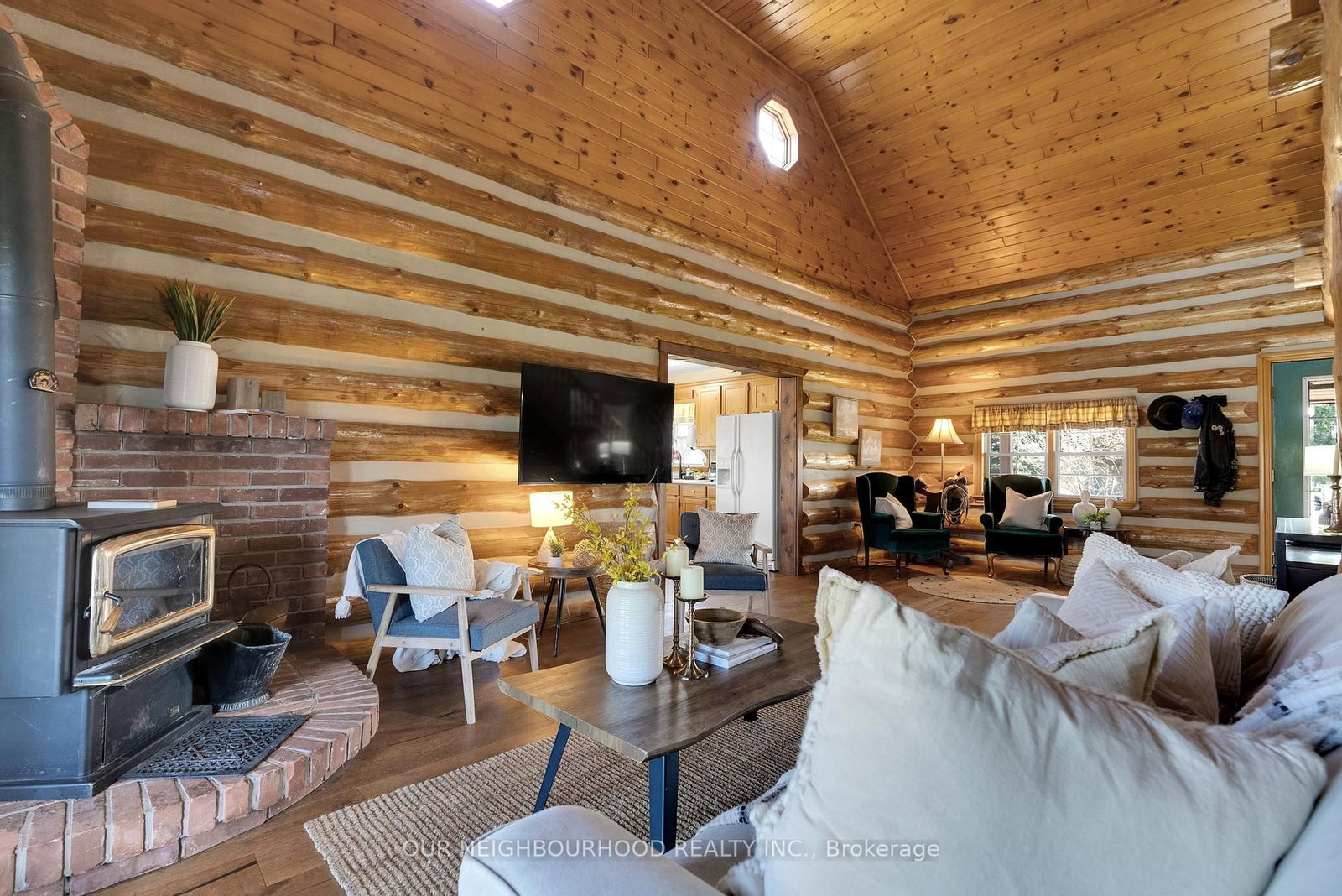 Listing Image 5