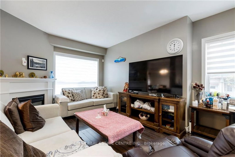 54 - 8 Lakelawn Rd, Grimsby, L3M 0G1 | Image 3