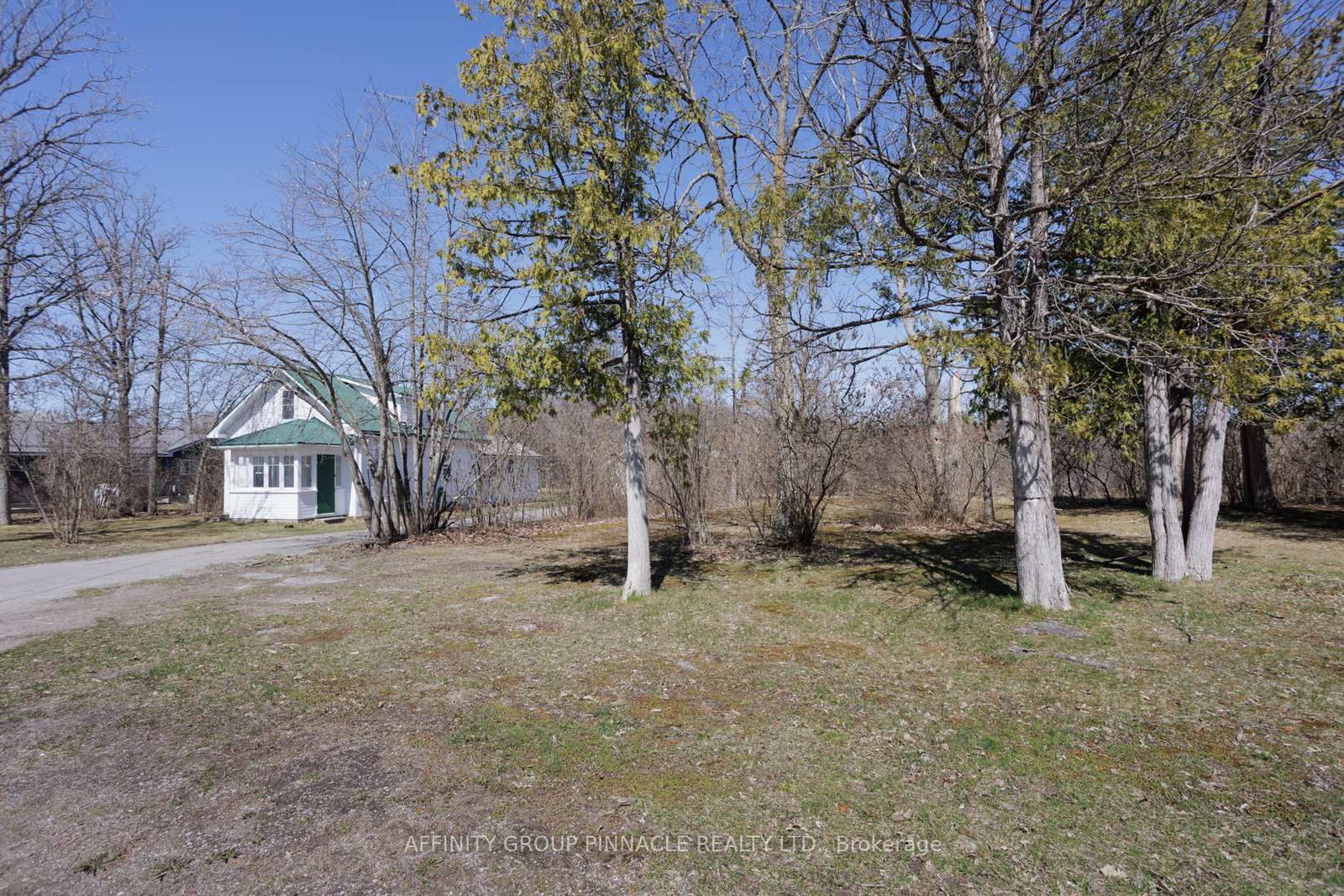 Listing Image 34
