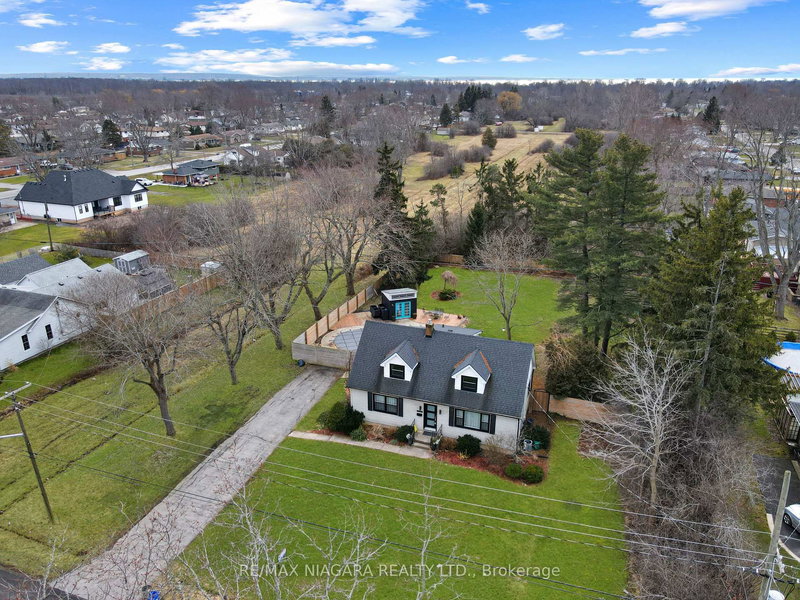 1373 Orchard Ave, Fort Erie, L2A 3E5 | Image 2