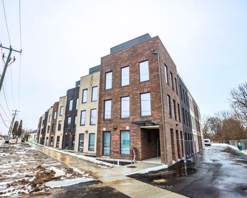 home for lease on 311-325 University Avenue W