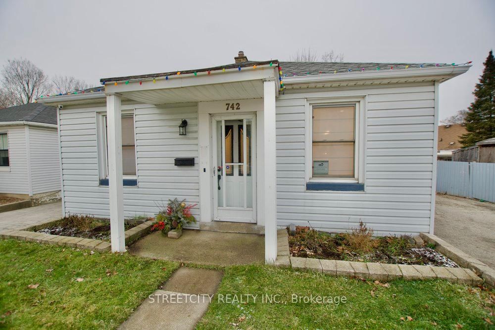 Listing Image 2