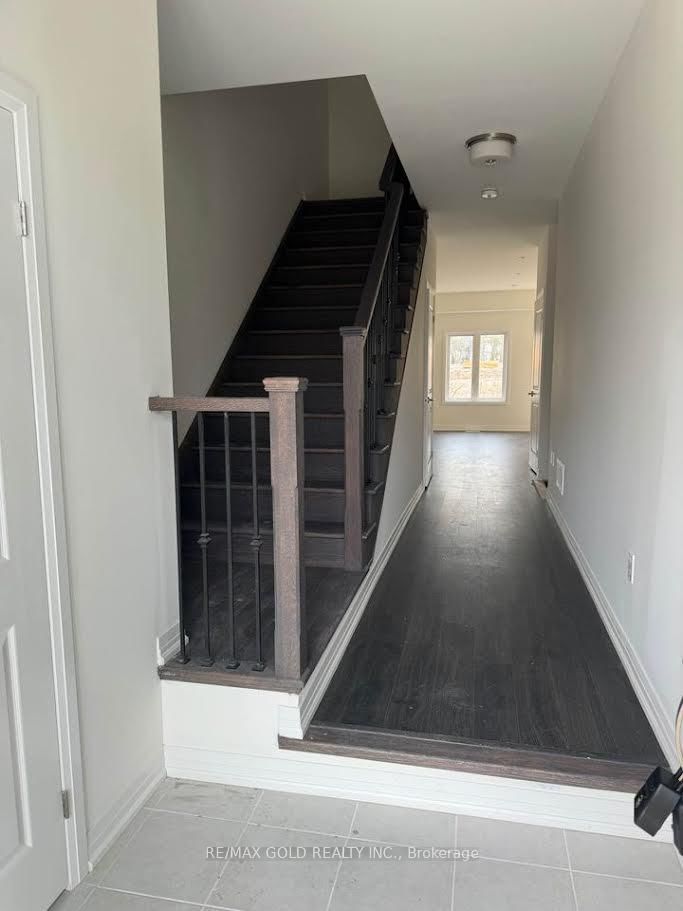 35 George Brier Dr E, Brant, N3L 3E3 | Image 2