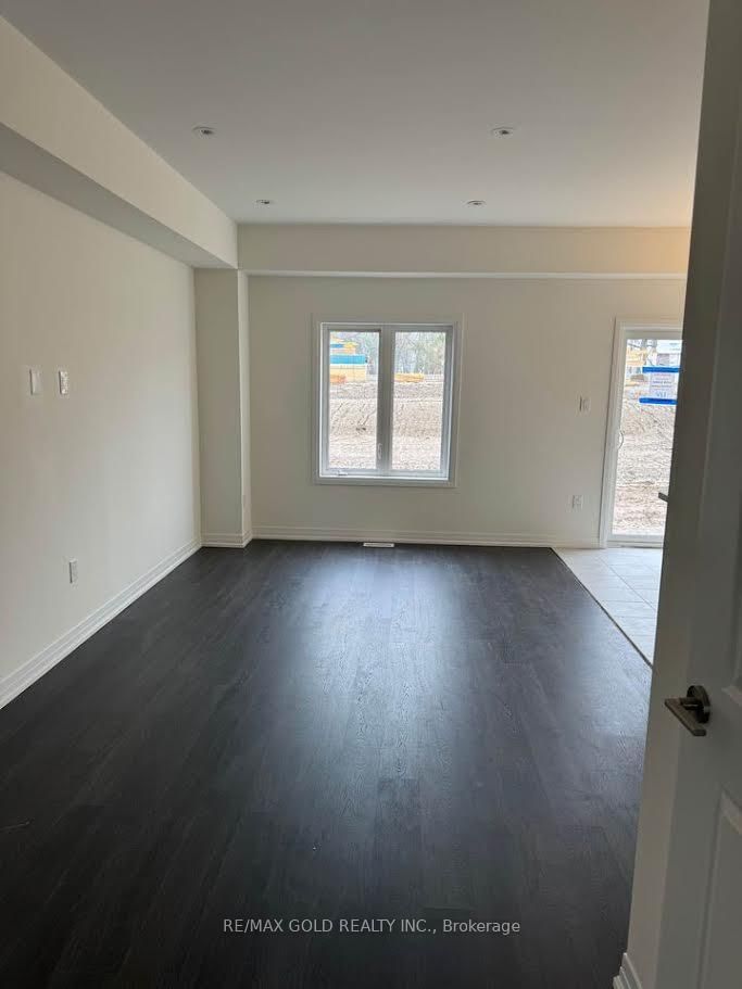 35 George Brier Dr E, Brant, N3L 3E3 | Image 3