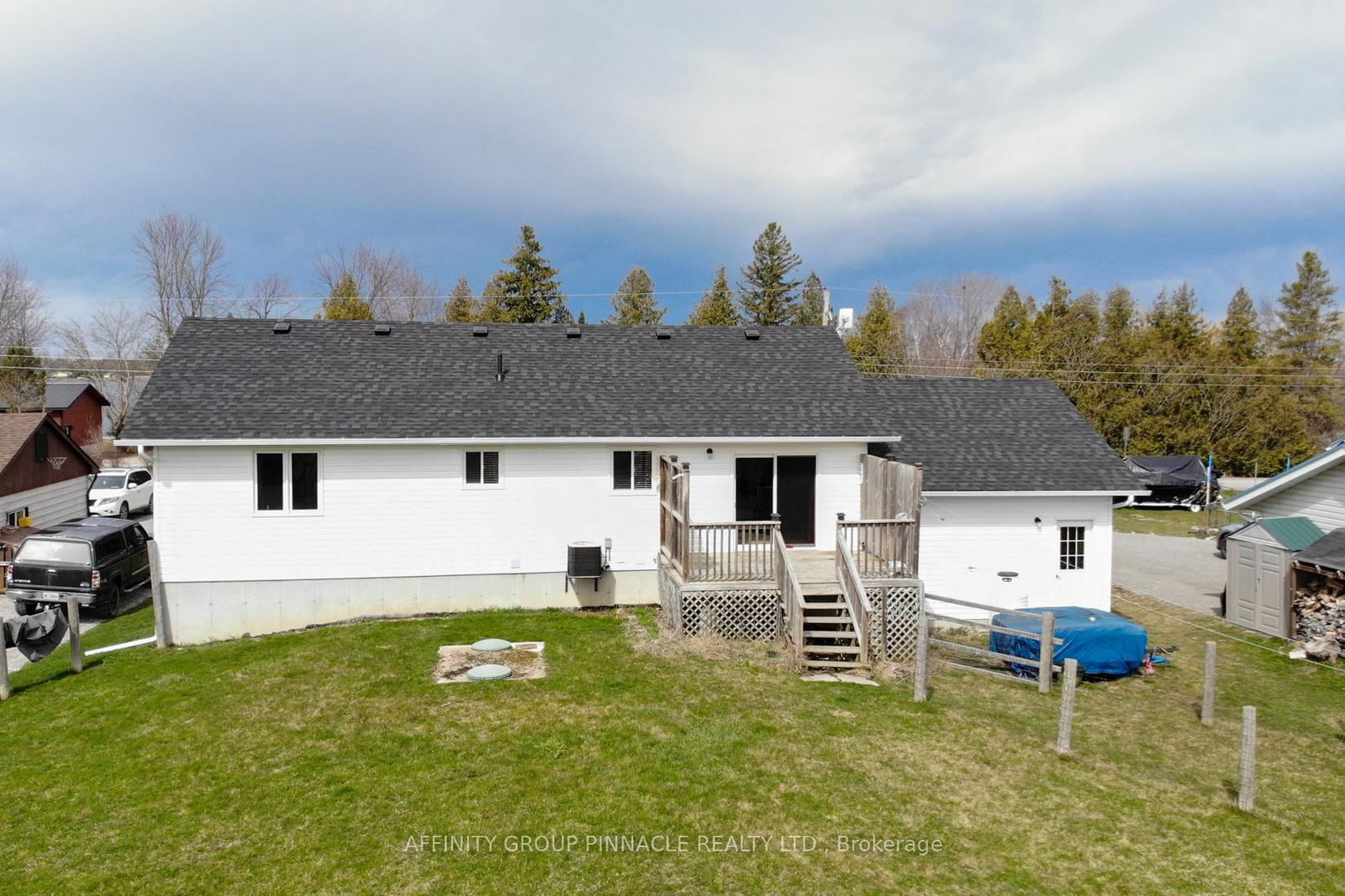 Listing Image 7