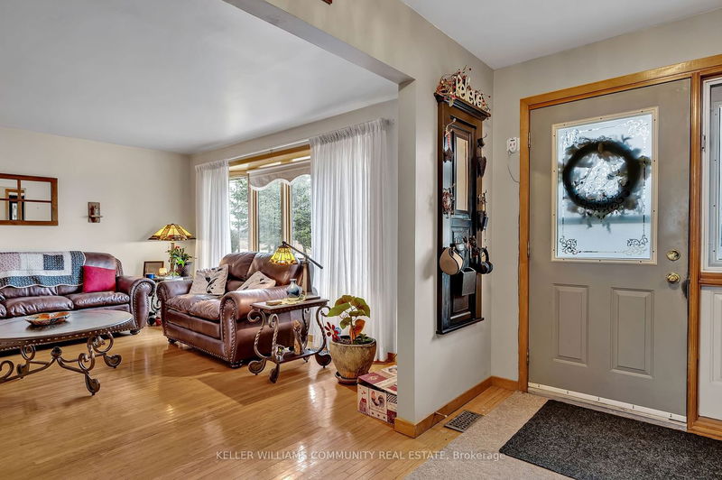 194 Kerry Line  Smith-Ennismore-Lakefield, K0L 1T0 | Image 11