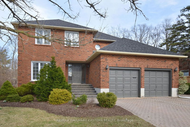 home for sale on 1532 Firwood Crescent