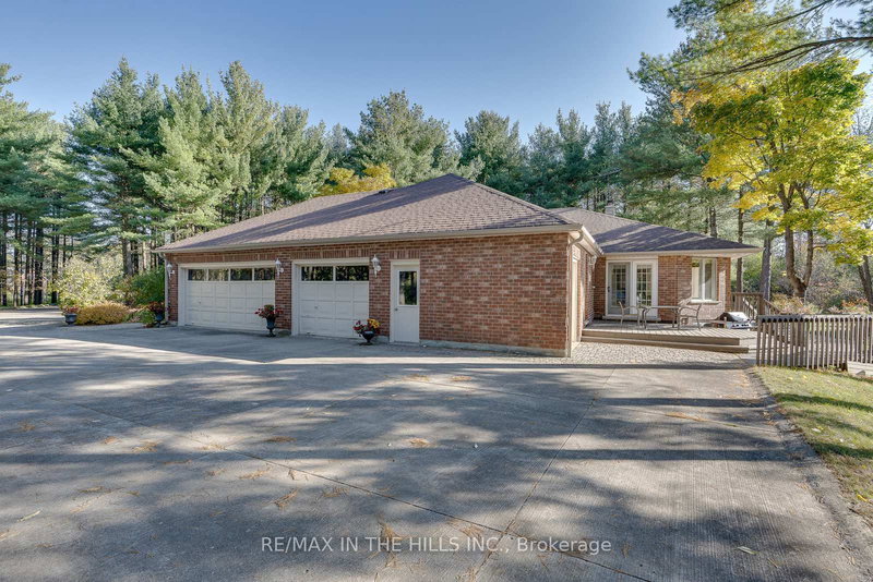 41 Pine Ridge Rd, Erin, N0B 1T0 | Image 2