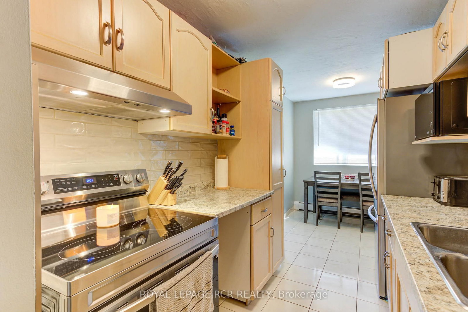 Listing Image 14