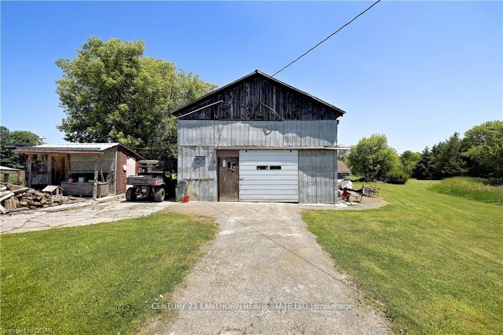 Listing Image 7