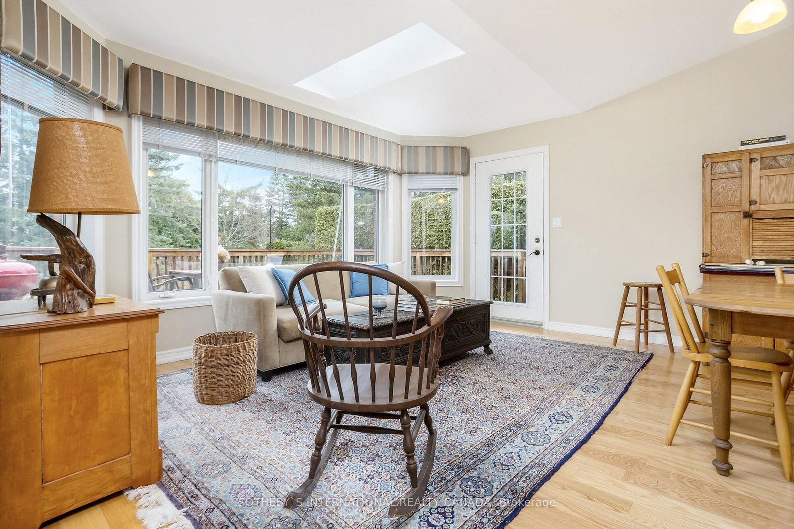 Listing Image 13