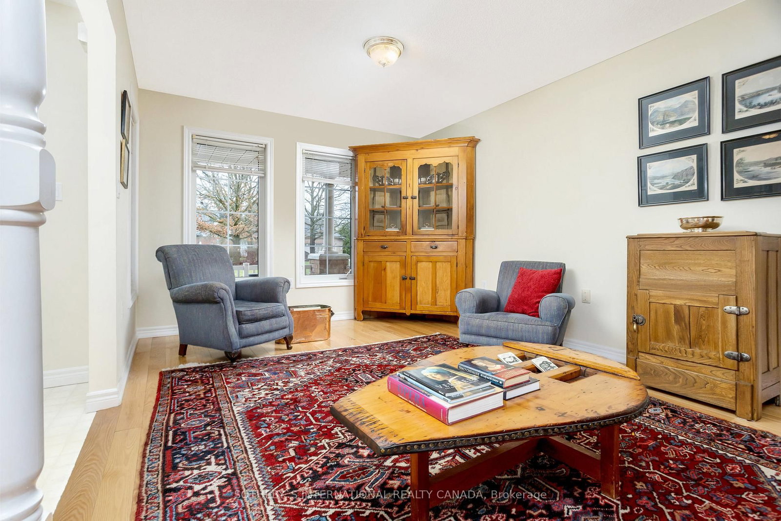 Listing Image 6
