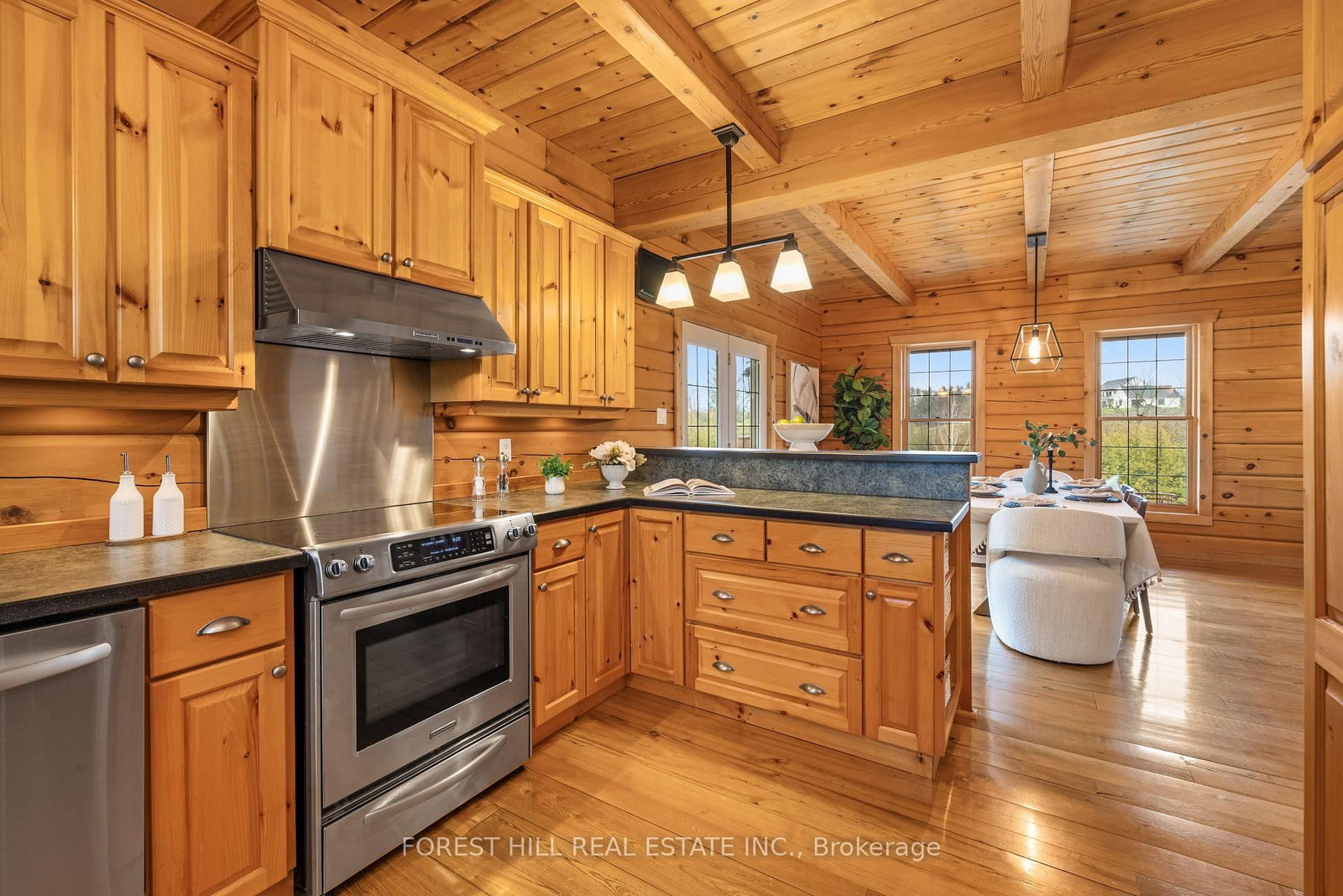 Listing Image 14