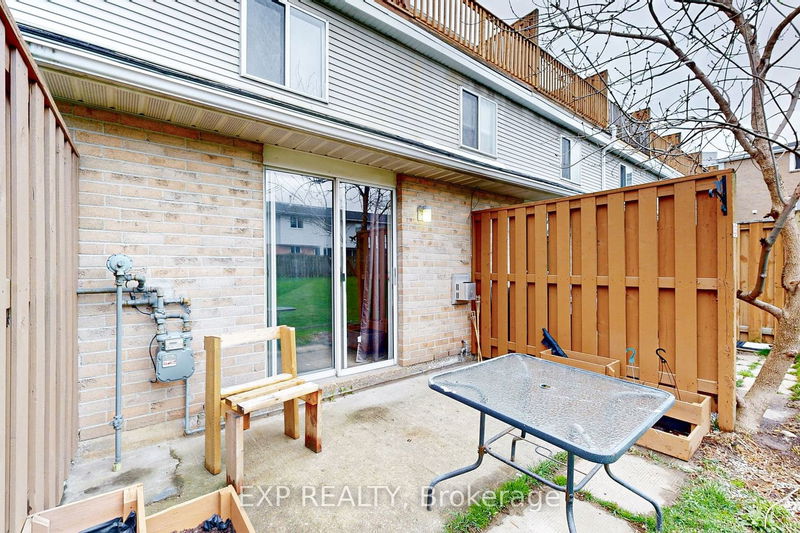  37 - 67 Valleyview Rd  Kitchener, N2E 3J1 | Image 37