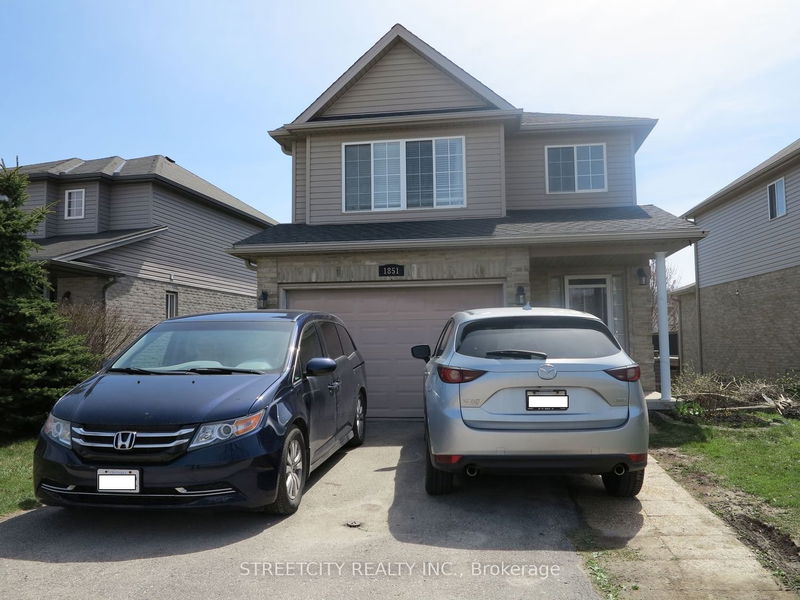 home for lease on 1851 Creekside Street