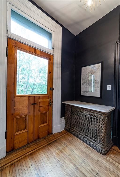 Upper - 172 Hess Street