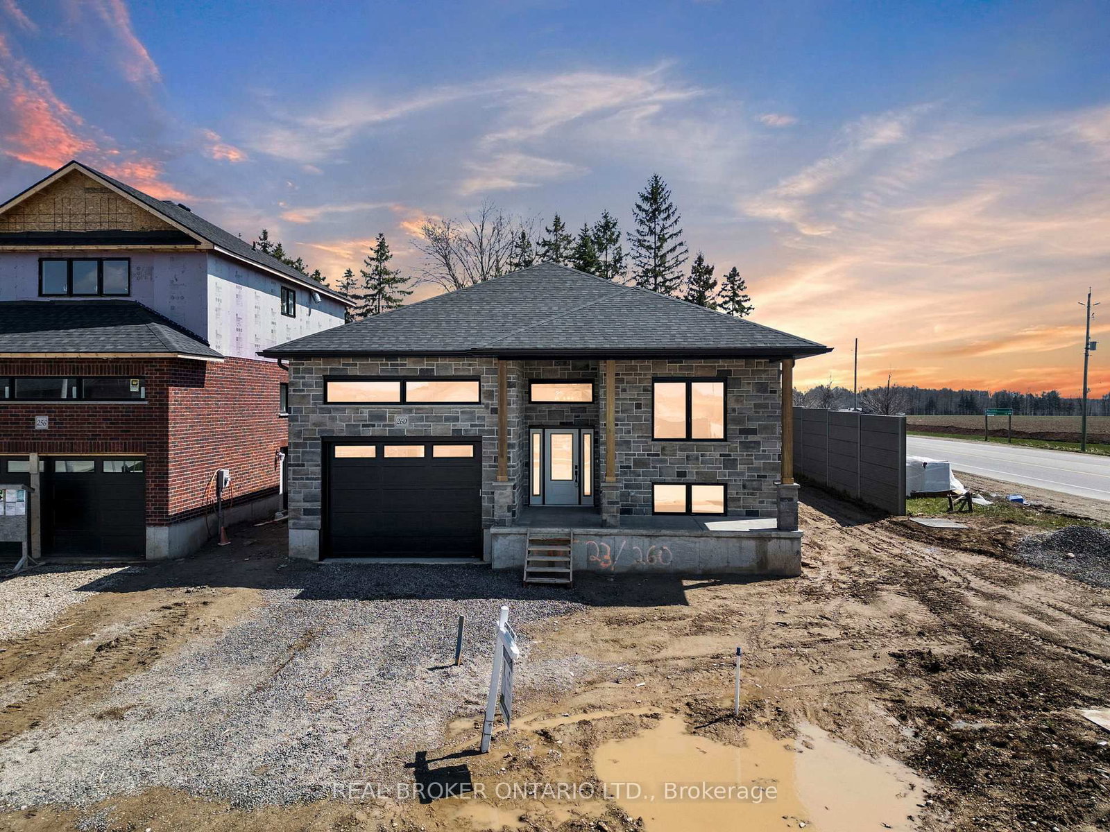 Listing Image 38