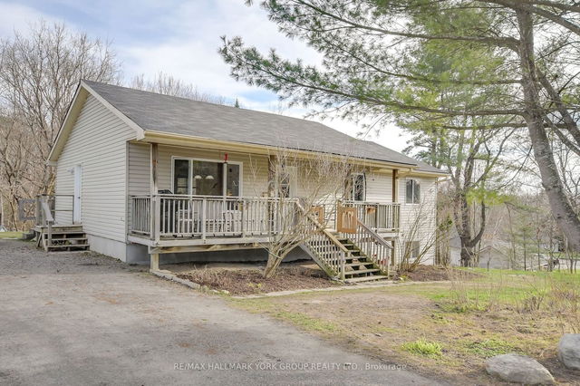 12 Catharine Crescent