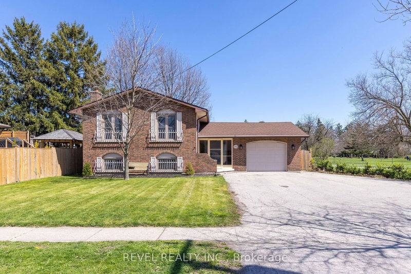 home for sale on 372 Niagara Street