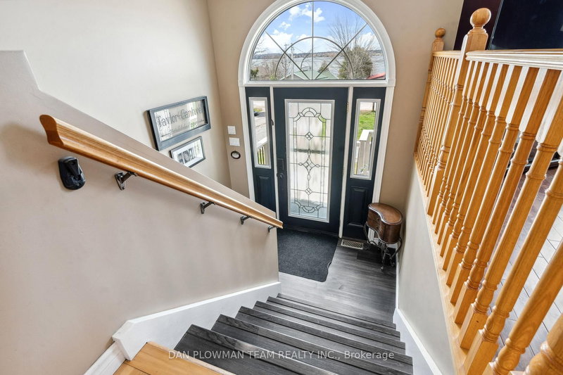 40 McGill Dr, Kawartha Lakes, L0B 1K0 | Image 2