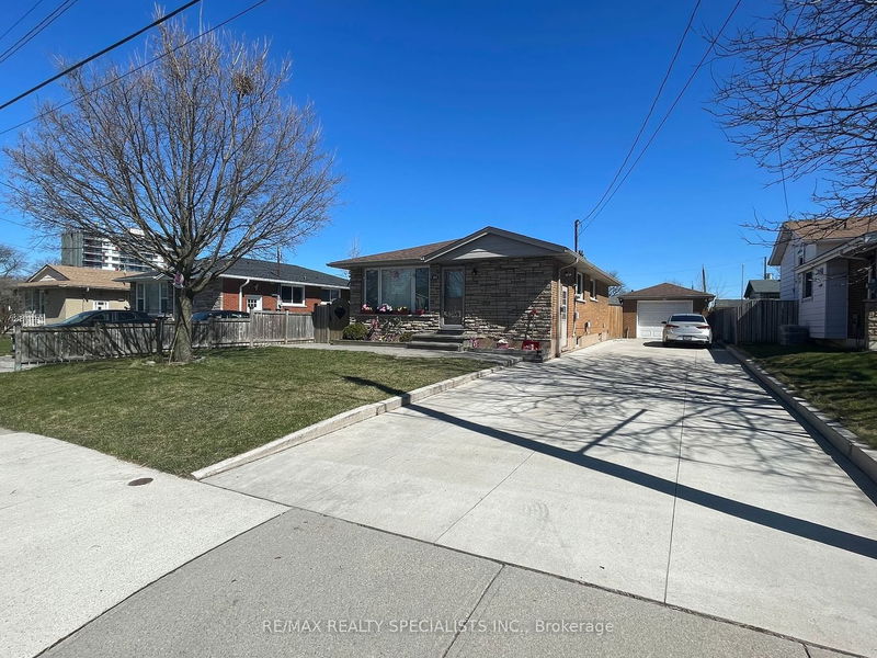 home for lease on Bsmt-27 Deerborn Drive