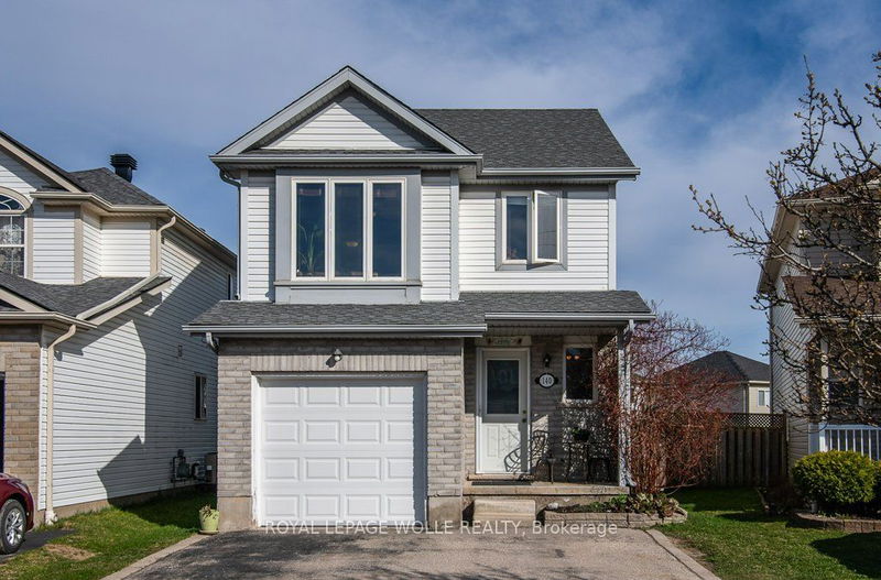 home for sale on 140 Henhoeffer Crescent