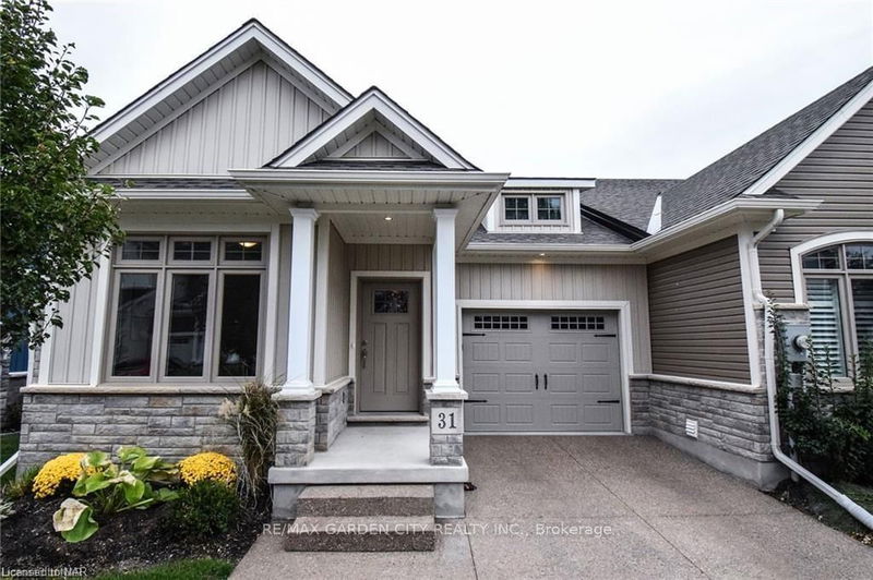 home for sale on 31 THOMAS BURNS COMMON