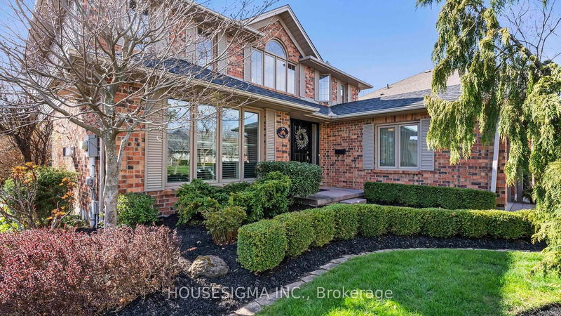 home for sale on 55 Kanata Crescent