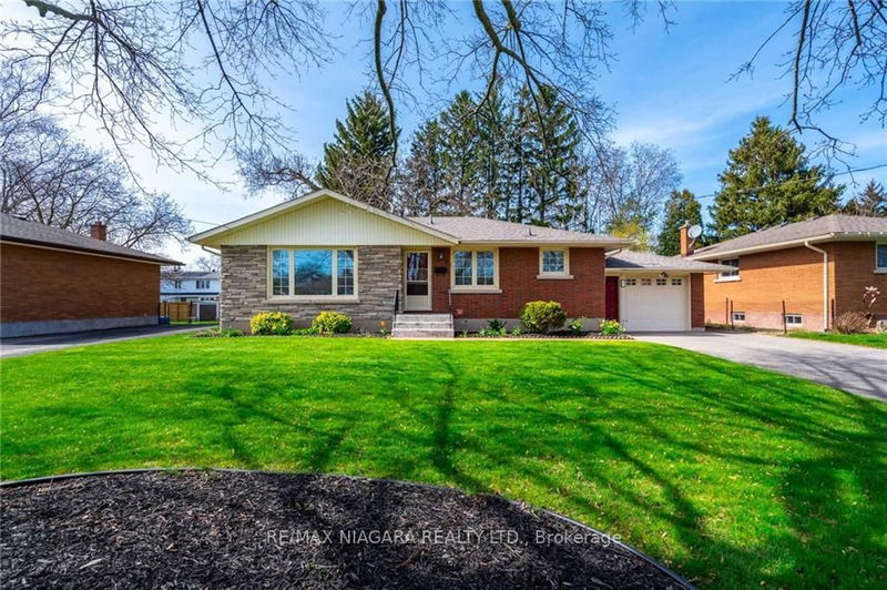 home for sale on 7 Rondelle Place