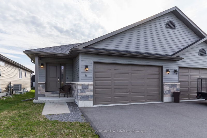 home for sale on 21 Lehtinen Crescent