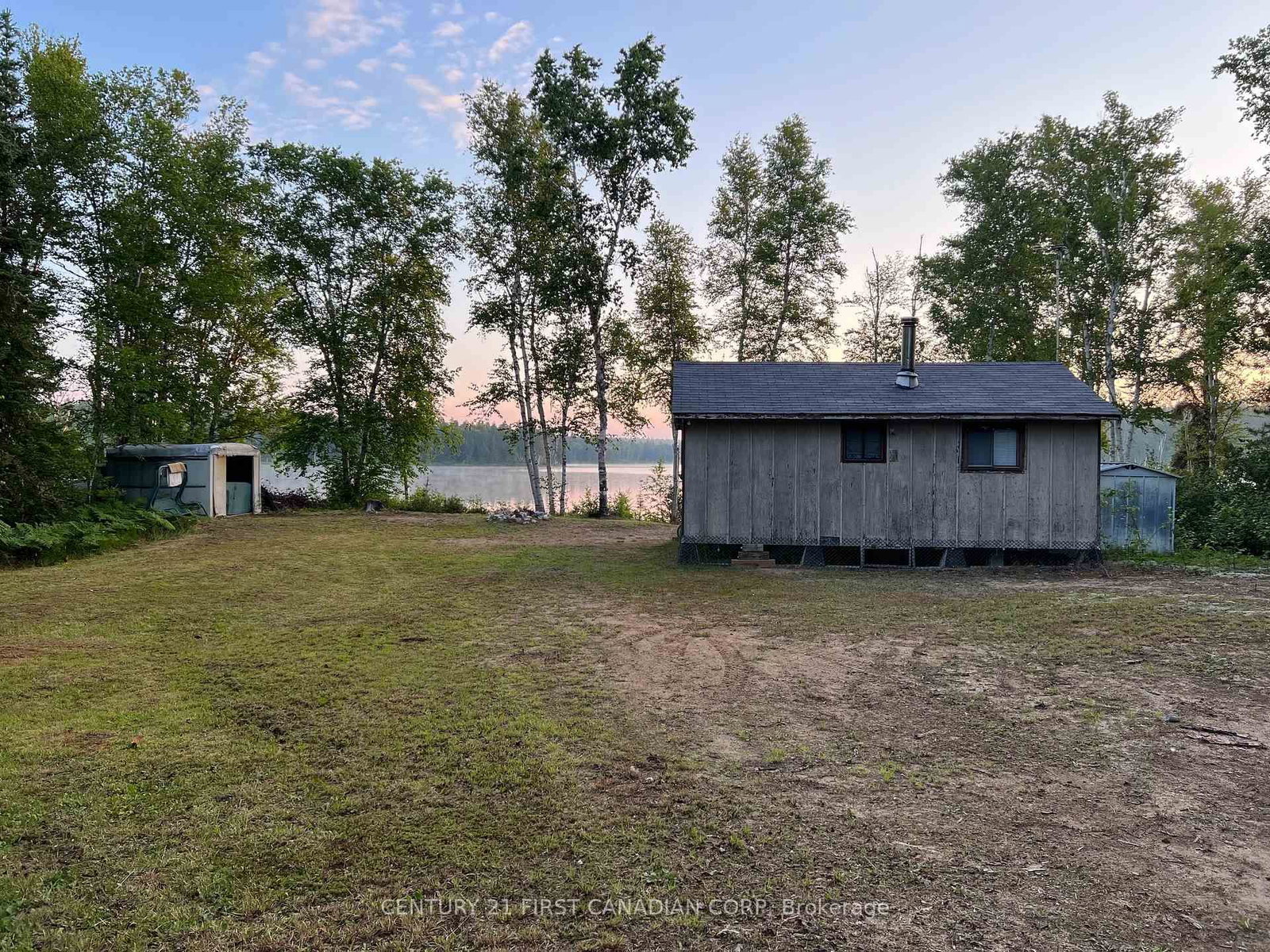 Listing Image 11